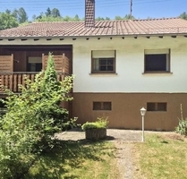Freistehendes Einfamilienhaus in Obernheim-Kirchenarnbach – Ihr neues Zuhause mit Garten wartet