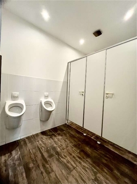 Herren-Toilette - 