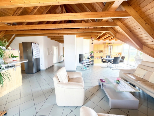 Wohnzimmer im OG - (KI generiert) - 