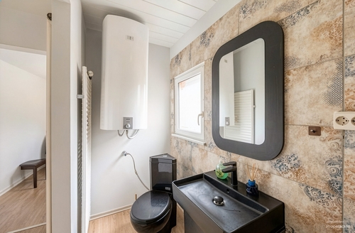 Badezimmer - (KI generiert) - 
