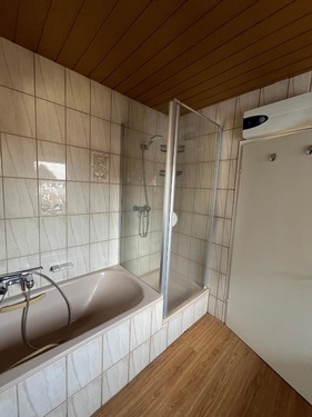 Badezimmer 1. Obergeschoss - 