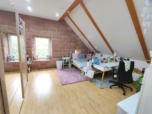 Whg. 1, Kinderzimmer - 