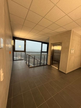 Treppenaufgang - Büro in Kaiserslautern