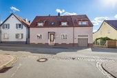 Außenansicht - 160 m² Familienglück in Sand – Gepflegtes Einfamilienhaus mit Wintergarten Garten nahe Ohmbachsee