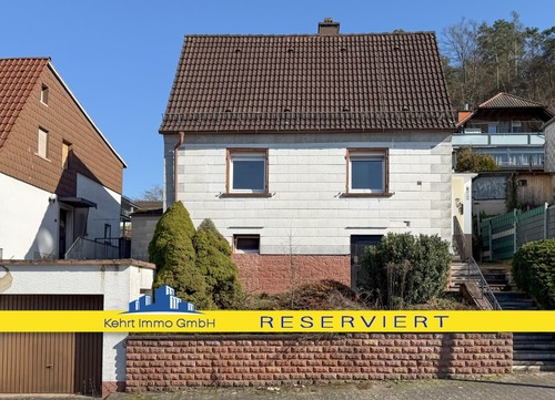 Hausansicht reserviert - Seltene Chance in Otterbach – Freistehendes Wohnhaus mit großem Ausbaupotenzial & Sanierungsbedarf