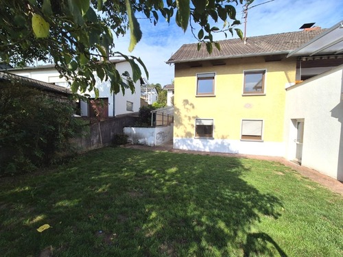 Gartenansicht - 5 Zimmer Einfamilienhaus in Sulzbachtal