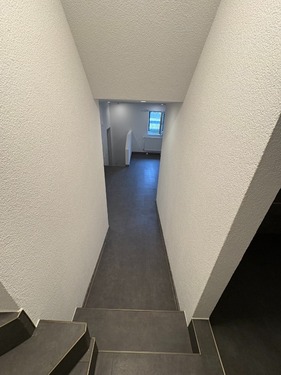 Treppe von EG zu Einliegerwohnung - 