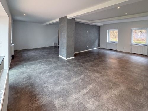 Wohnzimmer EG - Einfamilienhaus mit 240,00 m&sup2; in Idar-Oberstein zum Kaufen