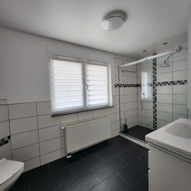 Bad EG mit Dusche - 