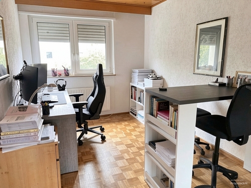 Arbeitszimmer - (KI generiert) - 