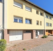 Attraktives Dreifamilienhaus in Mannheim-Neckarstadt – Kapitalanlage mit Entwicklungspotenzial