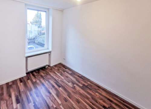 1 OG Schlafzimmer - 