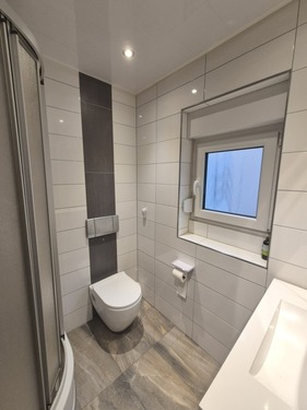 WC mit Dusche EG - 