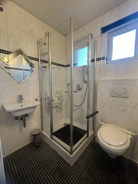 Duschbad Erdgeschoss - 