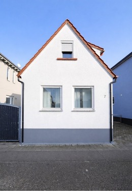 Front Straßenseite - Charmantes Einfamilienhaus in ruhiger Seitenstraße in Rülzheim