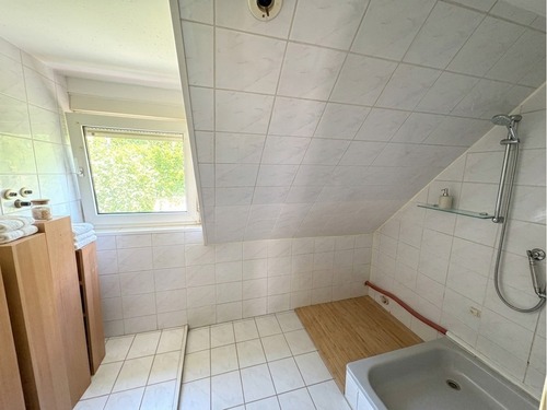 Badezimmer 1.OG - 