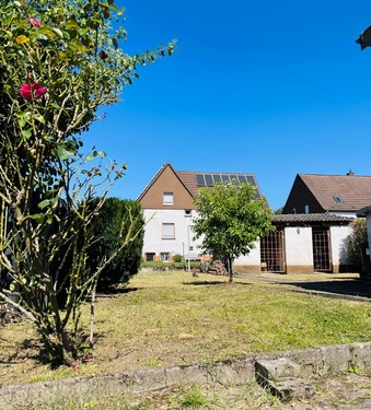 Garten - 6 Zimmer Doppelhaushälfte in Morlautern