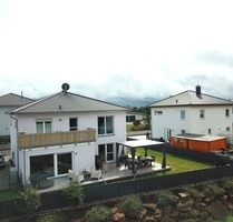 Design-Stadtvilla der Extraklasse – Luxusambiente, Wellness-Sauna & A+ Energieeffizienz - Schmalenberg