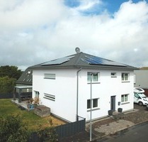 Design-Stadtvilla der Extraklasse – Luxusambiente, Wellness-Sauna & A+ Energieeffizienz, sofort frei - Schmalenberg