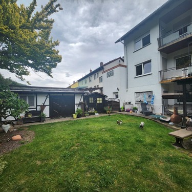 Garten mit Nebengebäude - Zweifamilienhaus mit ELW, perfekt für Mehrgenerationen-Wohnen oder als Kapitalanlage