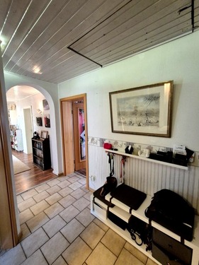 Flur - Dachgeschoßwohnung mit 123,50 m² in Mörlenbach zum Kaufen