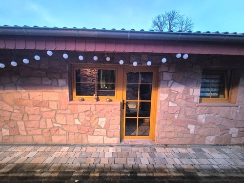 Garage mit Nutzbereich - 