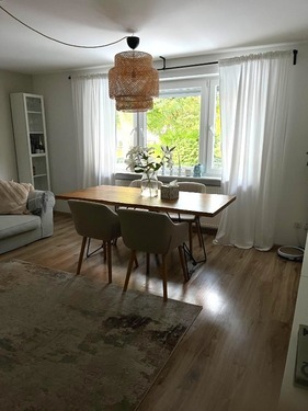Wohnzimmer - 3 Zimmer Erdgeschoßwohnung in Kaiserslautern