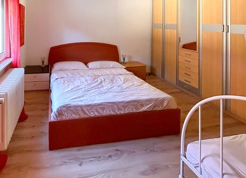 Schlafzimmer 2 OG - 