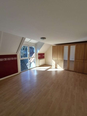 Schlafzimmer 2 OG - 
