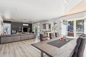 Wohn-/Esszimmer - 