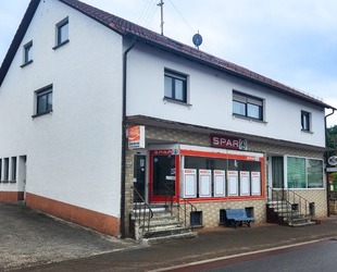 Wohn- und Geschäftshaus mit CaféLadenfläche und zwei Wohneinheiten in Steinbach am Glan