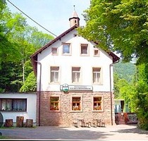 Waldgaststätte Siegfriedschmiede – Ein traditionsreiches Schmuckstück im Edenkobener Tal.