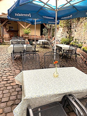 Biergarten Pavillion - Gaststätte, Restaurant, Lokal in Edenkoben