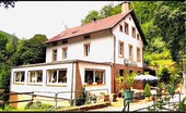 seitliche Aussenansicht - Gaststätte, Restaurant, Lokal zum Kaufen in Edenkoben