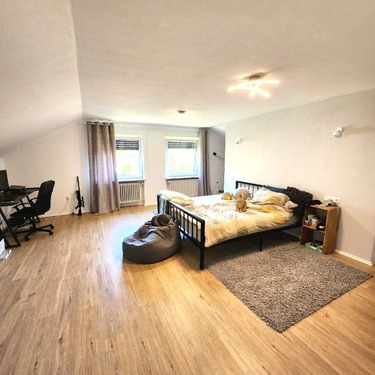 Schlafzimmer 2 , 2OG - 