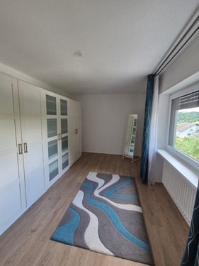 Ankleidezimmer 1 OG Eltern - 