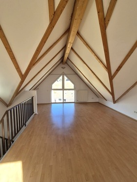 Galerie( mittleres Haus) - 
