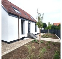 Doppeldeal: Kernsaniertes Einfamilienhaus (KfW-Effizienzklasse A) und zusätzlichem Baugrundstück - Mehlingen