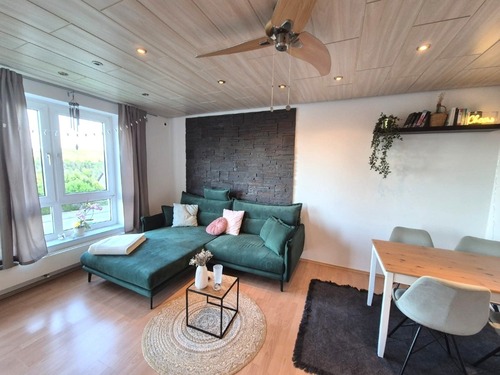 Wohnzimmer mit Essbereich - 