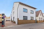Außenansicht - Modernisiertes Einfamilienhaus mit großzügigen Anbauten und ca. 180 m² Wohnfläche direkt am Wingert
