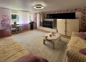 Wohnzimmer 1.OG Wohnung rechts - 14 Zimmer Mehrfamilienhaus, Wohnhaus zum Kaufen in Meisenheim