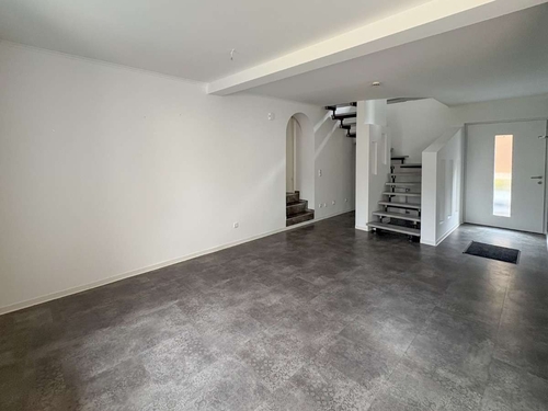 Eingangsbereich EG - 6 Zimmer Einfamilienhaus zum Kaufen in Idar-Oberstein
