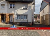 Aussenansicht Kopie - Großzügiges Einfamilienhaus mit Dachterrasse, Scheune und zusätzlichem Grundstück