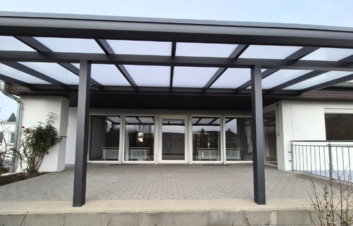 Überdachte Terrasse - 