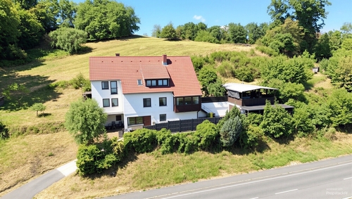 Außenansicht - (KI generiert) - 17 Zimmer Zweifamilienhaus zum Kaufen in Heppenheim (Bergstraße)