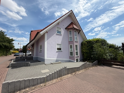 Außenansicht - 7 Zimmer Zweifamilienhaus zum Kaufen in Einselthum