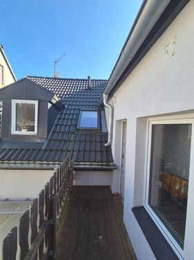 erneuerte Gaube und Dach - 