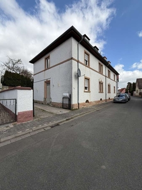 Außenansicht - 6 Zimmer Doppelhaushälfte zum Kaufen in Kerzenheim