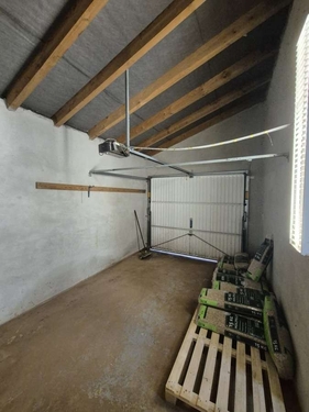 Garage - 