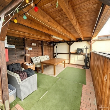 Balkon EG - (KI generiert) - 